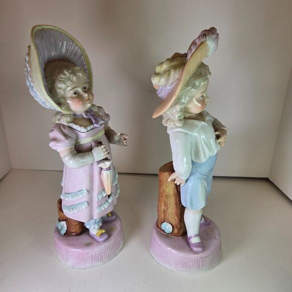 Vintage Bisque Boy & Girl Umbrella Figurines Porcelain 10-11" Pair Collectible - Picture 4 of 14